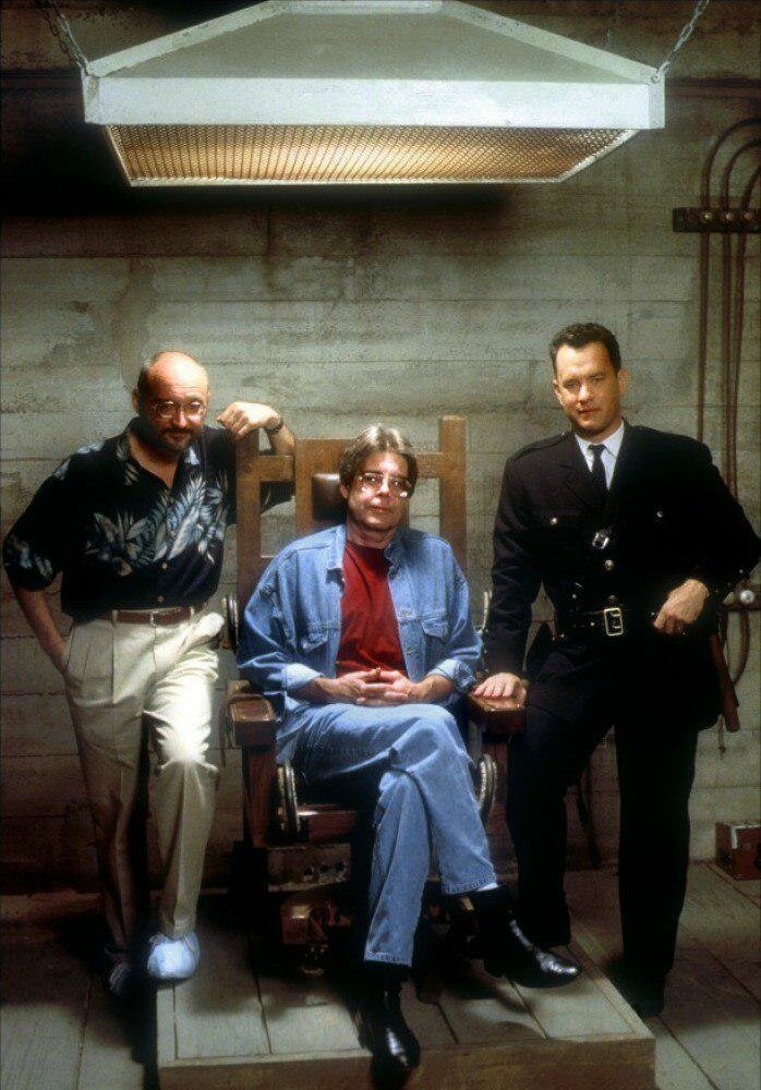 Фрэнк Дарабонт, Стивен Кинг и Том Хэнкс на съёмках "Зелёной мили"