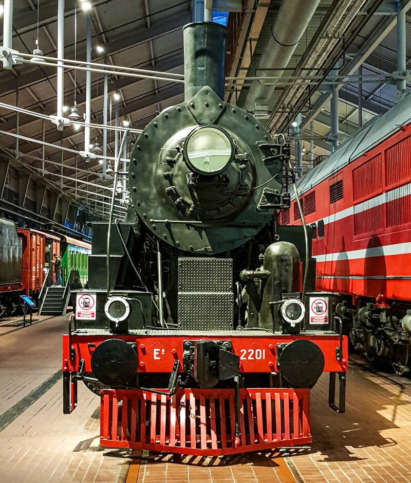 Какую помощь запросил СССР у США во время войны с Германией в 1943 году для своих железных дорог?