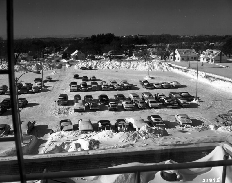 22 января 1970 года. Автостоянка в аэропорту Берлингтон, штат Вермонт, США.