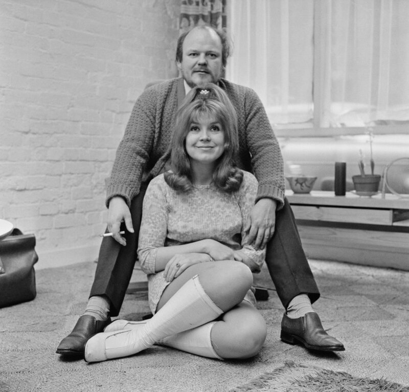 28 января 1970 года. Британские актеры Кармел Криан и Рой Киннер.