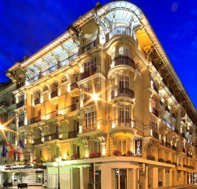 Самые шикарные отели Франции
