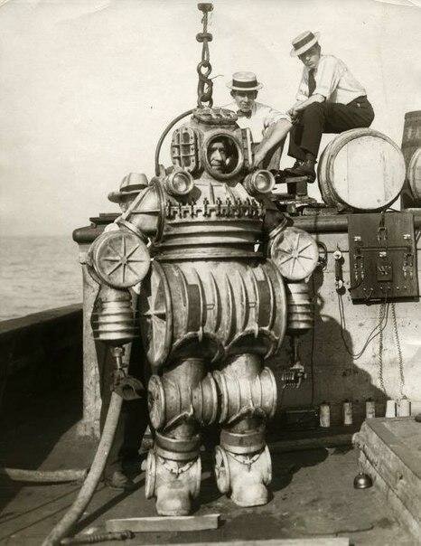 Водолазный костюм конструкции капитана Enos B. Petrie. США, 1900-е
