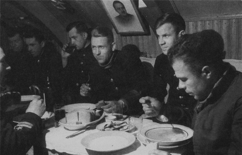 Боевое меню советских подводников в годы войны