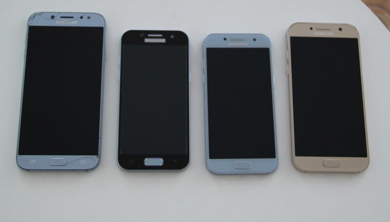 Четыре смартфона Samsung умерли одновременно