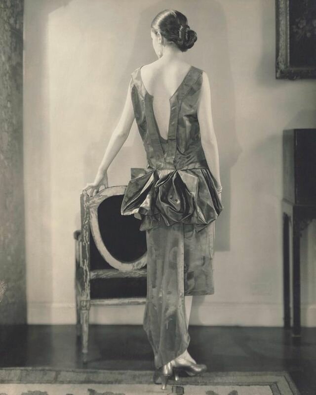 Платье от Louise Boulanger, фото Эдвард Штайхен, Vogue, май 1926 г.