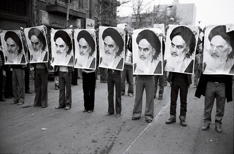 Иран ровно 42 года назад. Совпадение