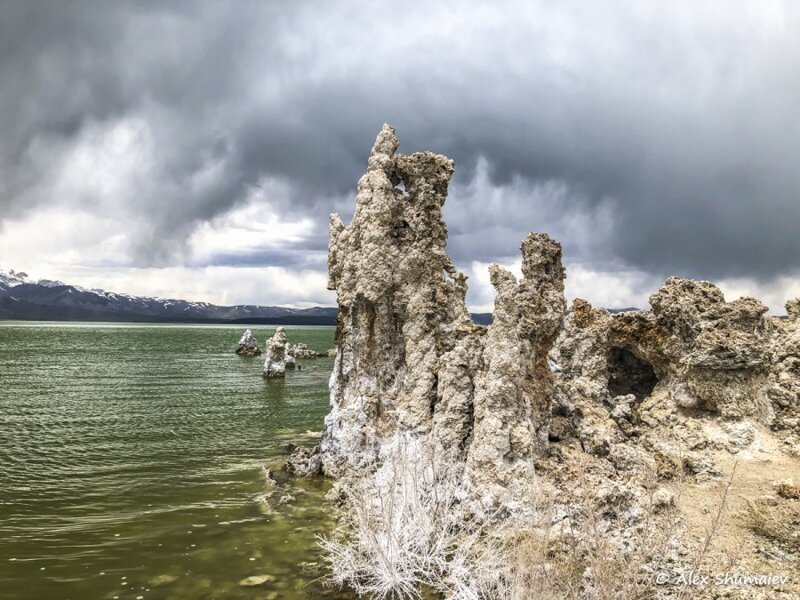 Такие разные озера Калифорнии: местное "Мертвое море" и местная "Швейцария"