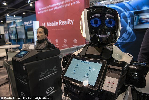 Он вернулся: говорящий робот с внешностью Шварценеггера произвел фурор на СES-2020