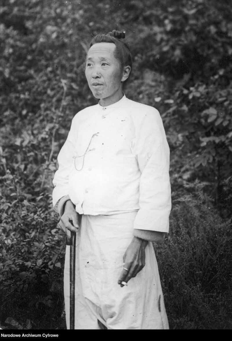 Кореец в летнем наряде. 1935.
