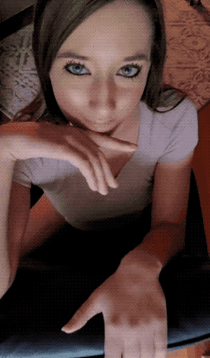 Гифки с девушками Гифки с девушками