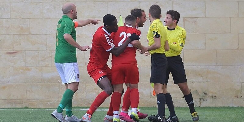 Мальтийский футболист избил судью за жёлтую карточку и попал под суд