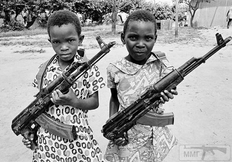 Девочки-ополченки, Родезия-Замбия, 1978 год.