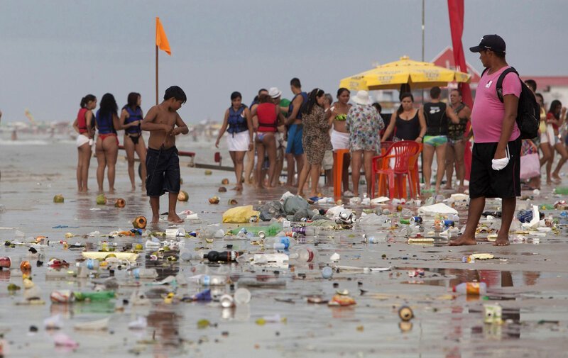 На многие курорты теперь нельзя завозить пластик