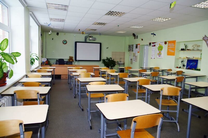 В Москве уволили директора школы, где ученик ударил учителя