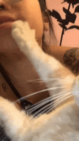 Гифки с девушками