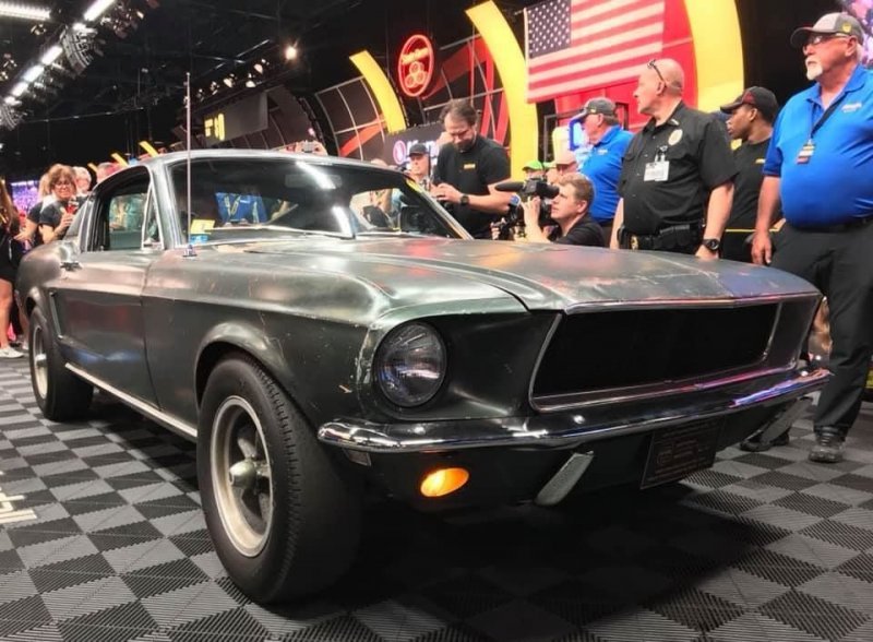 1. Ford Mustang GT 1968 года продали за $3,740,000 (234 900 000 руб.).