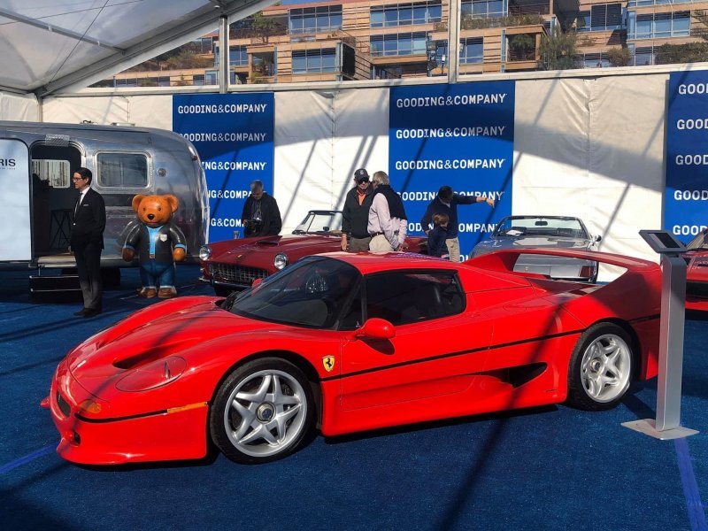 2. Ferrari F50 1995 года (№ZFFTG46A5S0103922) уехал за $3,222,500 (205 000 000 руб.)