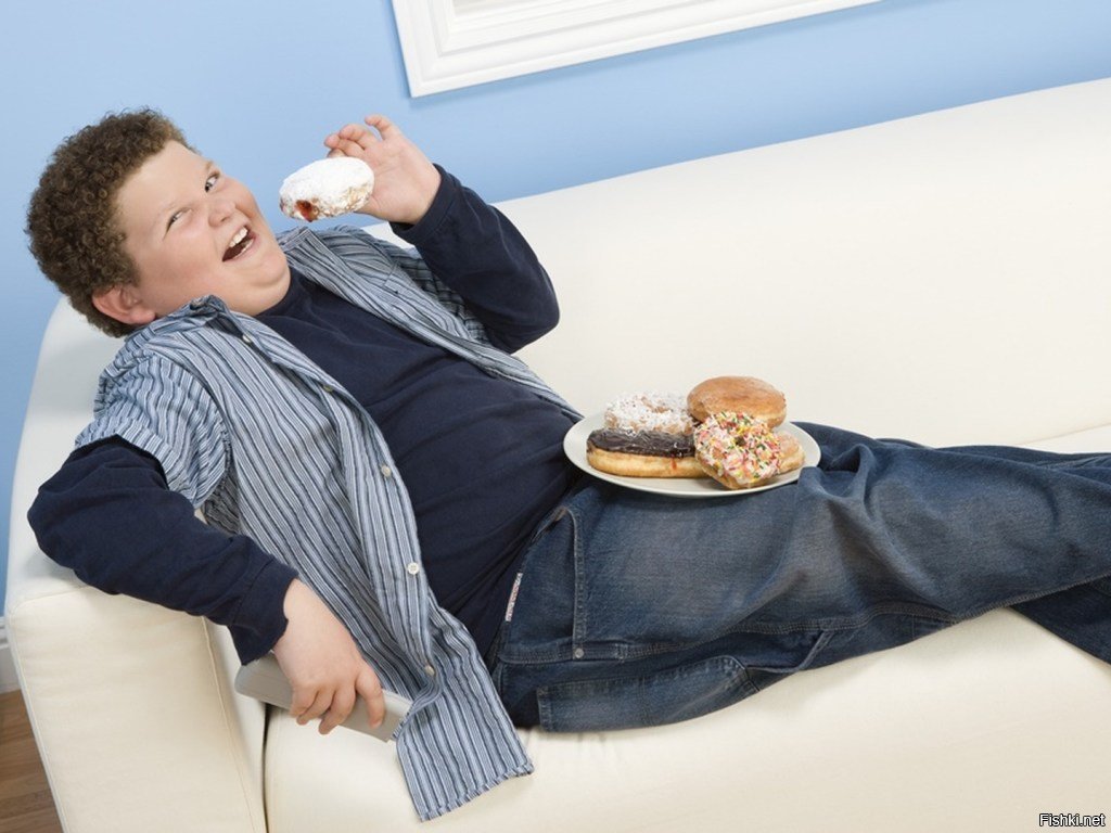 Ожирение переедание. Ожирение у подростков. Переедание у подростков. Малоподвижный образ жизни.