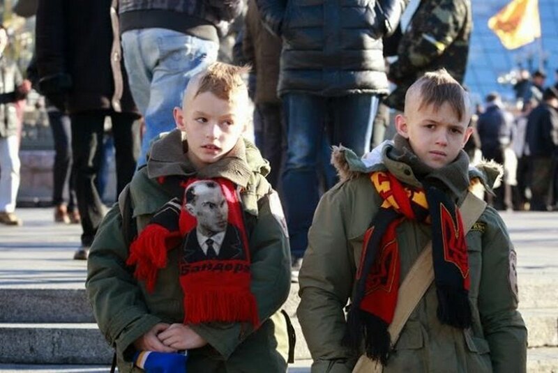Польские власти обещали Владимиру Зеленскому защитить могилу боевиков УПА на горе Монастырь