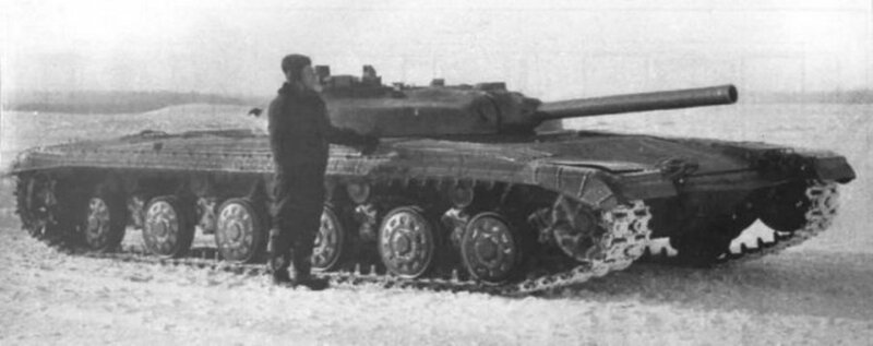 Самый низкий танк СССР "Советский блинчик" Объект 775. 1964 