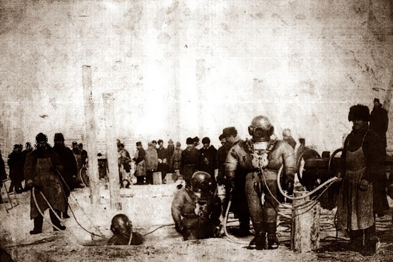 Подводные работы на строительстве моста через Енисей, Красноярск. 1896-1899 гг. 