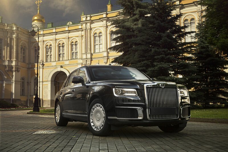Aurus как у Путина: как выглядит салон "президентского" автомобиля изнутри?