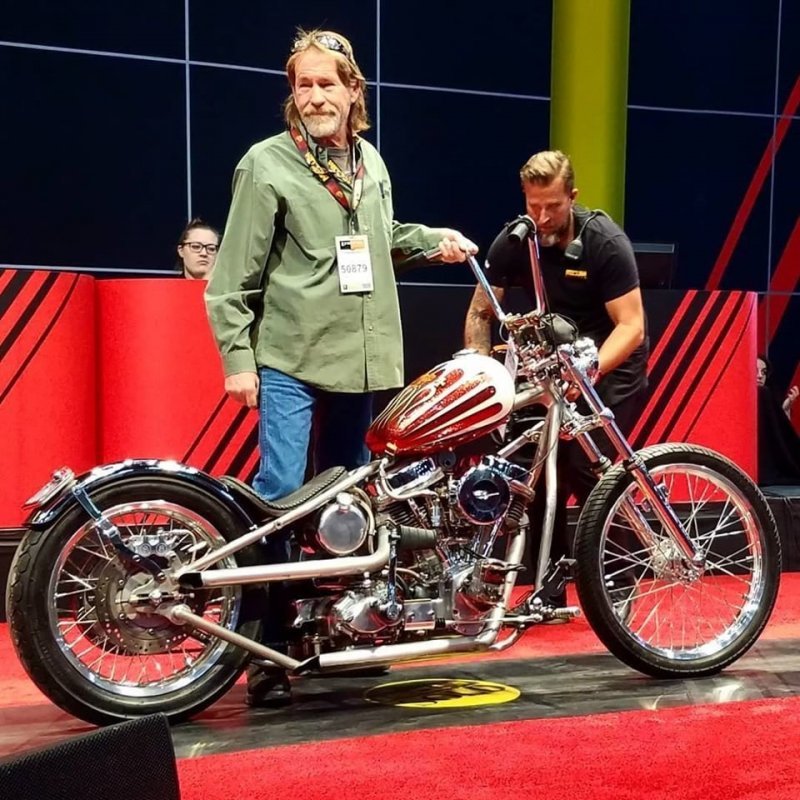 3. Кастом Grease Monkey 1998 года построенный мастером Indian Larry базе Harley-Davidson 1956 года, продан за $220,000.