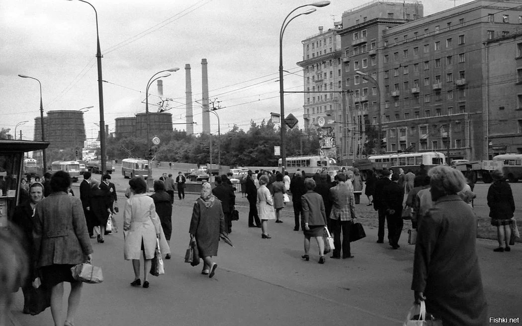 Метро шоссе энтузиастов старые