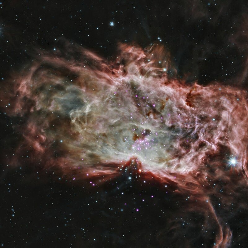 Звездообразующий кластер в Туманности "Пламя" (NGC 2024) (3 тысячи световых лет от Земли)