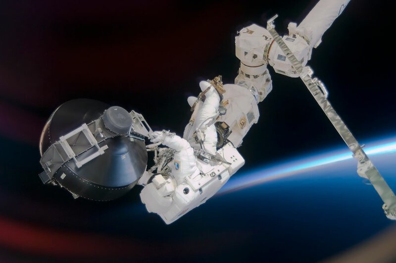 Российский космонавт делится удивительными фотографиями Земли