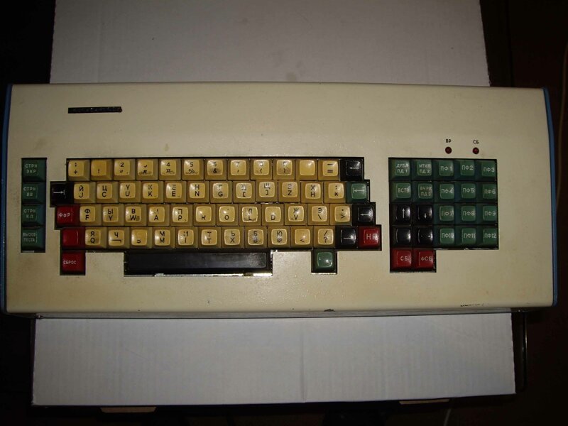 4. Клавиатура от ЕС ЭВМ "CONSUL-259", 1982 год