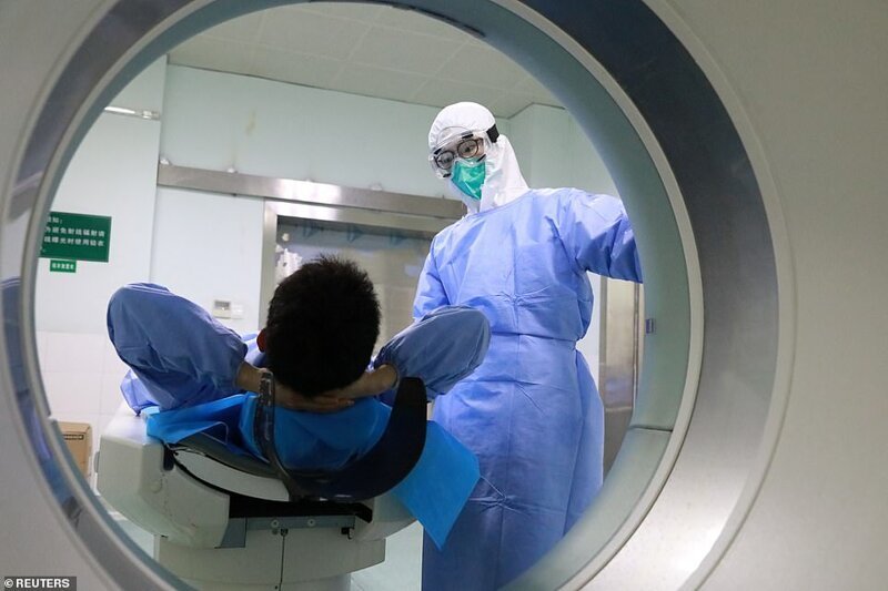 В Ухане за 8 дней построили больницу для пациентов с коронавирусом