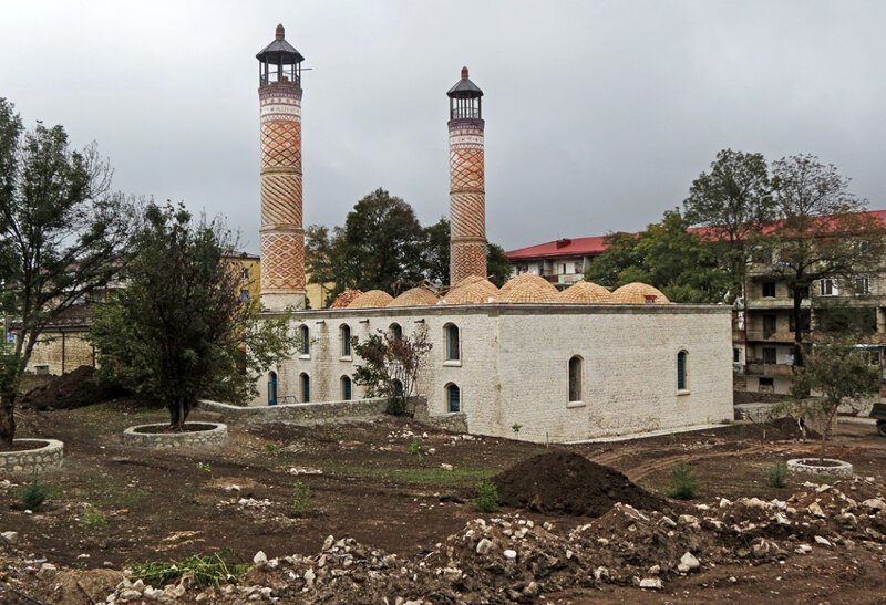 Страна Огней. Анатомия Азербайджана