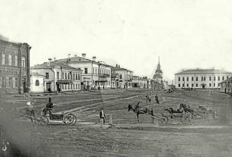 Вид на улицу Покровская
