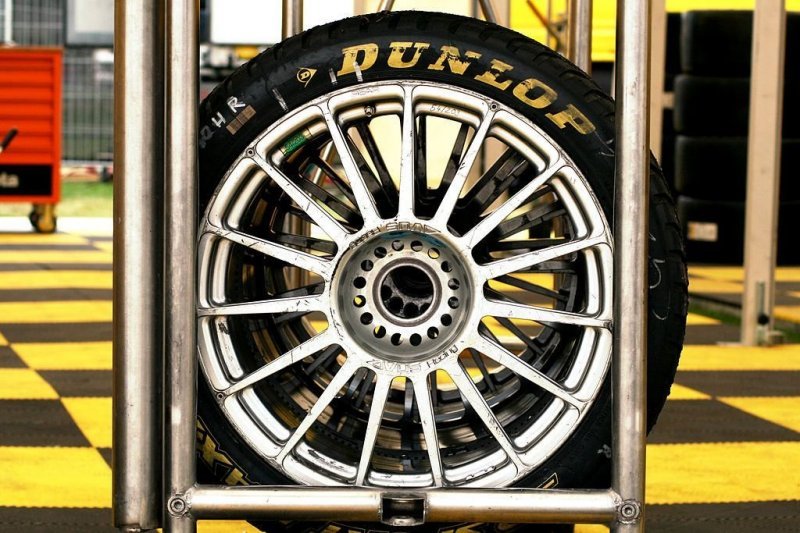 Промышленная империя Dunlop зиждилась не только на автомобильных покрышках