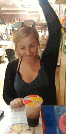 Гифки с девушками