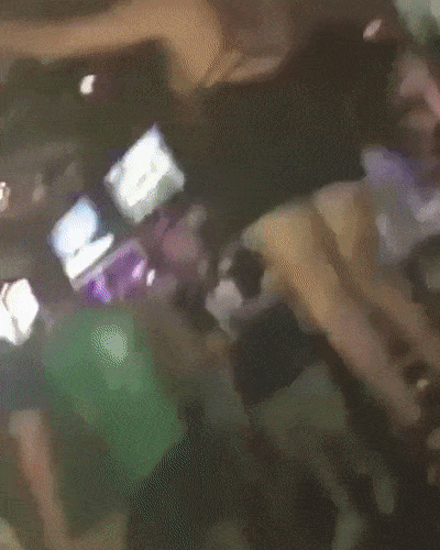 Гифки с девушками