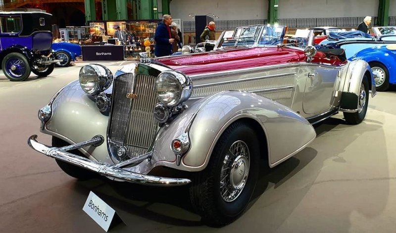 9. Horch 853 Spezialroadster 1937 года с кузовом в стиле мастерской Erdmann & Rossi (№853177) продан за €563,500 (41 800 000 руб.).