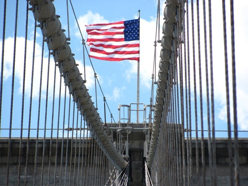 Нью-Йорк. Часть 3. Прогулка по Ист-Ривер. ООН. Бруклинский мост. Лица