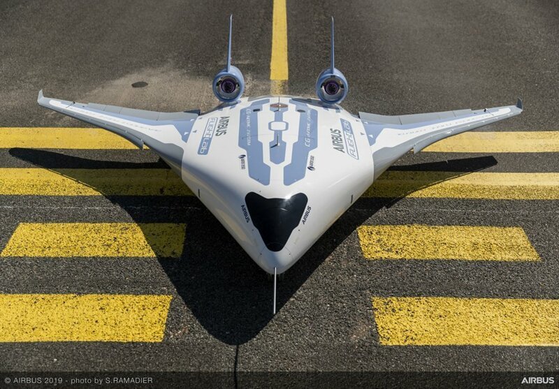 Концерн Airbus представил модель пассажирского самолета будущего