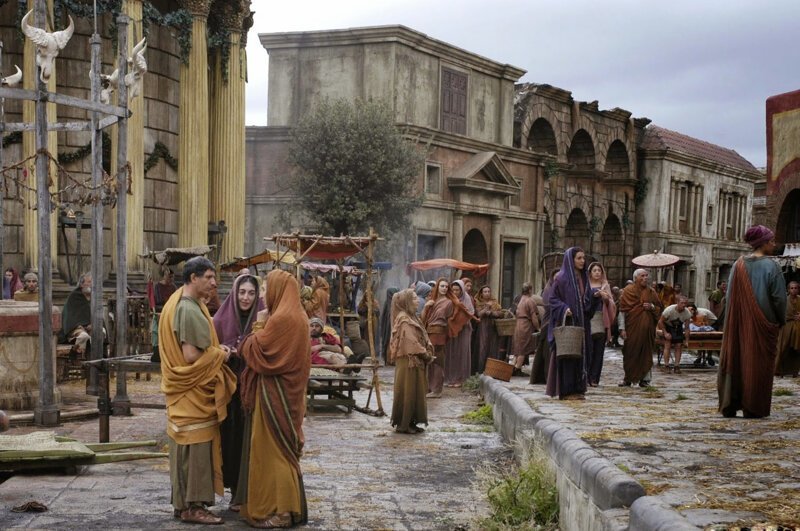 "Кажется, я становлюсь богом...": удивительные факты о жизни в Древнем Риме