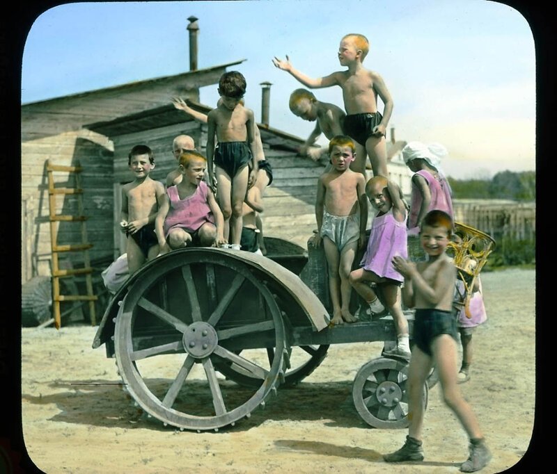 Уникальные снимки старой Москвы, сделанные американским фотографом и путешественником в 1931 году
