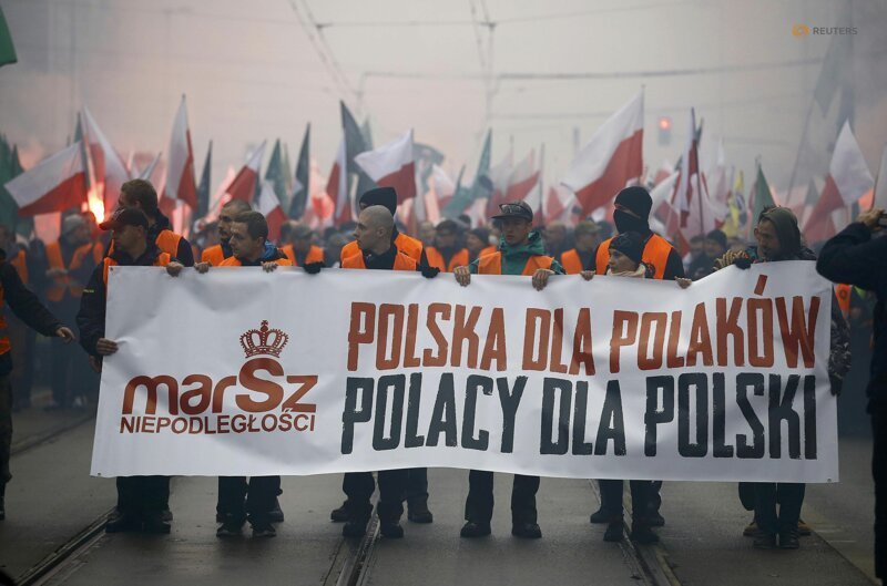 Польша просит Россию помочь с организацией визита в Смоленск и Катынь