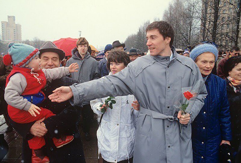 Космонавт Сергей Крикалев покинул советскую землю 19 мая 1991 года — и вернулся с орбиты 25 марта 1992 года в совсем другую страну.