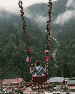 Гифки с девушками