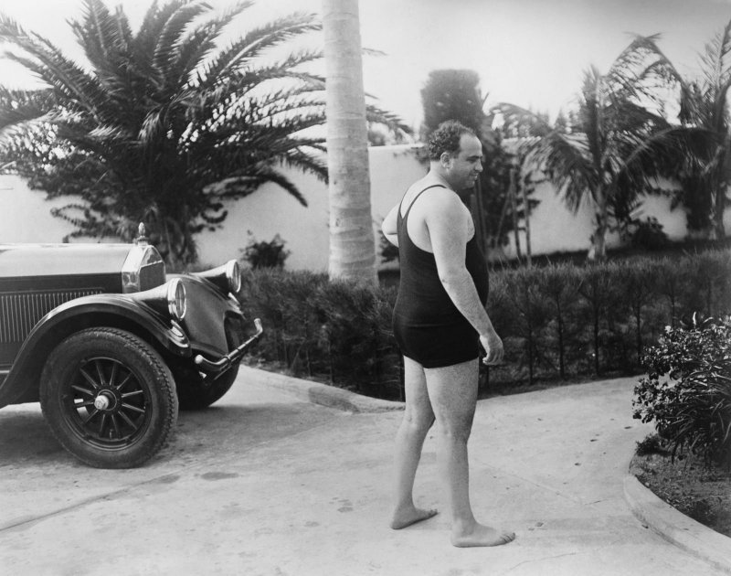 «Кадиллак со шрамом»: Аль Капоне и его роскошный броневик