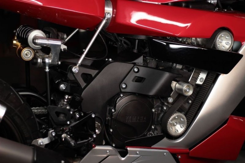 Lazareth LM 410 - сумасшедший четырехколесный мотоцикл с двигателем от Yamaha R1