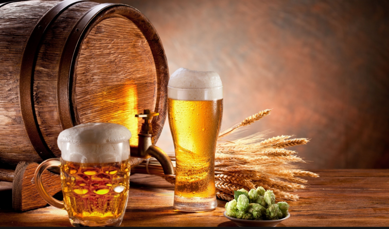 Еще один вид пива - Ламбик (Lambic) Это вид бельгийского пива, для производства которого используются способ самопроизвольного брожения в бочках, где ранее выдерживалось вино