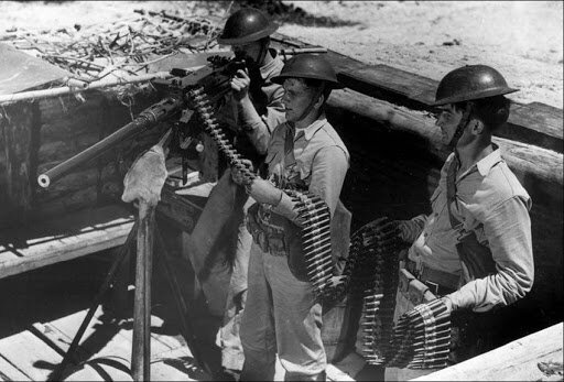 В 1941 году дети с игрушечной пушкой, остановили колонну генерала Паттона