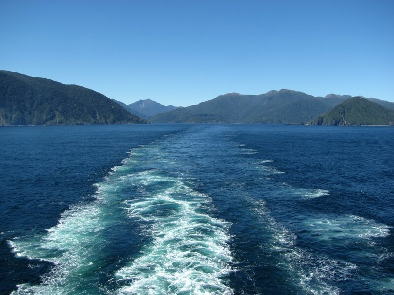 Новозеландские фьорды Dusky Sound, Thompson sound и Milford Sound